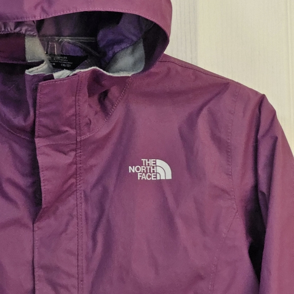 The North Face Purple Girls Jacket Medium 10-12 Dryvent Rain Coat Full Zip Hood - Picture 2 of 14